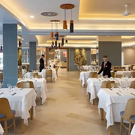 Riu Palace Palmeras 普拉亚戴尔雷安格莱斯