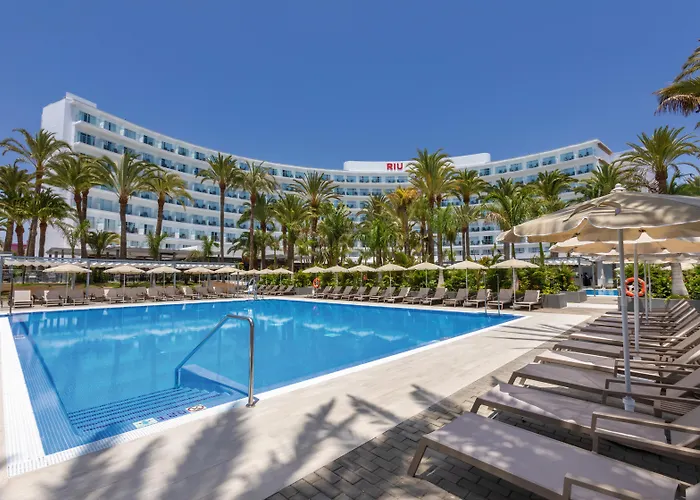 Готель Riu Palace Palmeras 4*