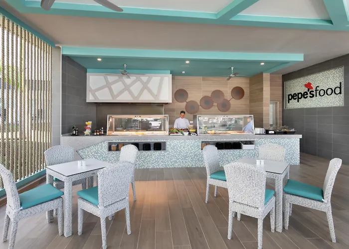 Riu Palace Palmeras 酒店